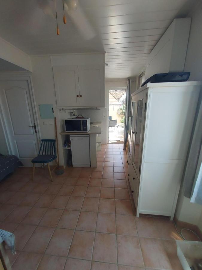 Appartement F2 tout équipé avec terrasse - 66 Salses le Chateau Exterior foto